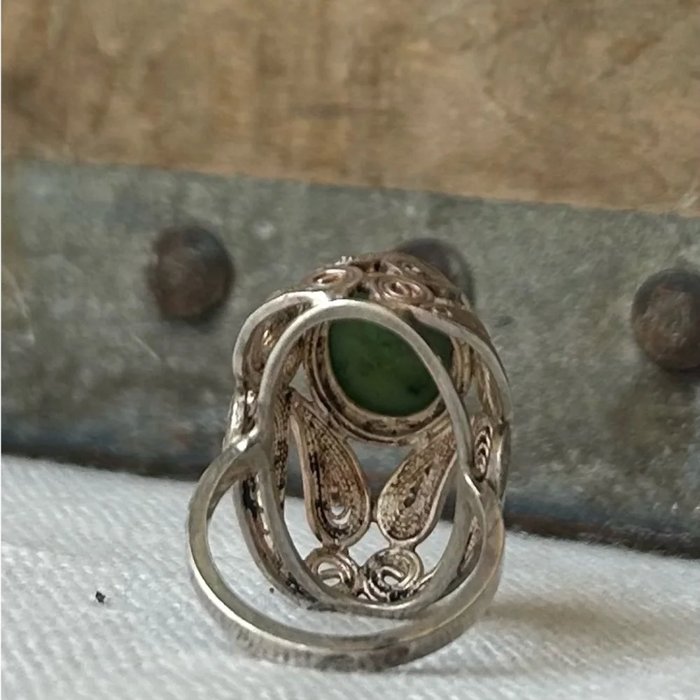 Antique Natural Jade Filigree Ring - Picture 2 of 12